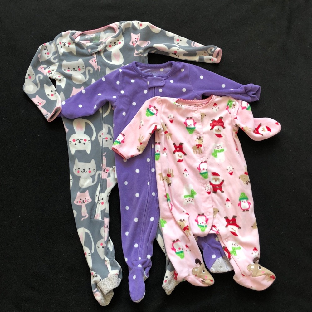 3/$20 Carter’s sleeper bundle - 6, 12, 24 months